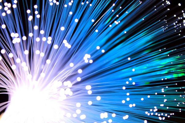 Les différents types de câble fibre optique : Guide suprême !